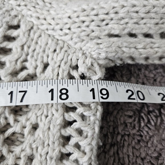 Abercrombie & Fitch Women's Open Cable Knit Greige Sweater Sz Small - Picture 7 of 9